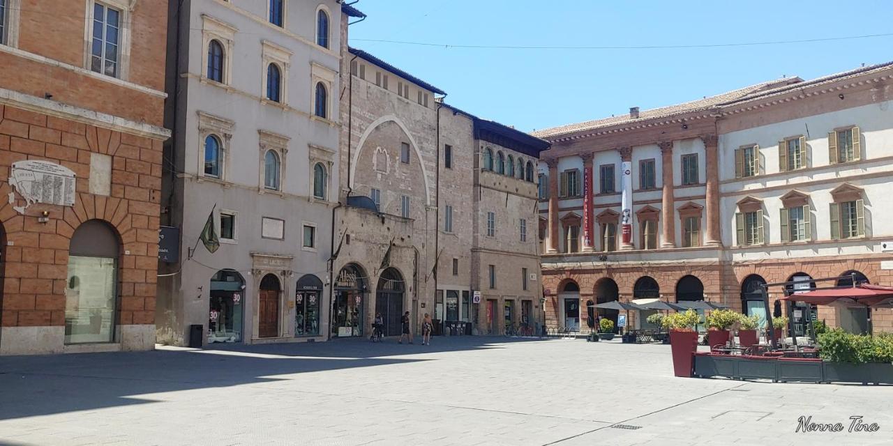 Nonna Tina Casavacanze Apartment Foligno Exterior photo